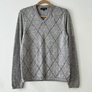 Express Design Studio 100% Merino Wool Gray Argyle V-Neck Sweater